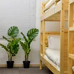 Uhome Kanda Hostel